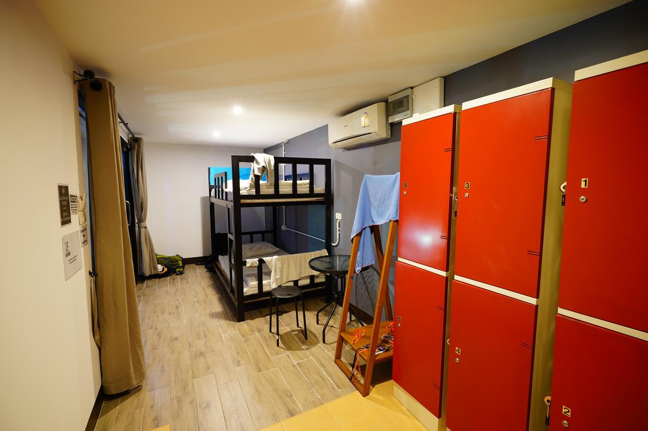 At Box Hostel Chiang Mai Eksteriør billede