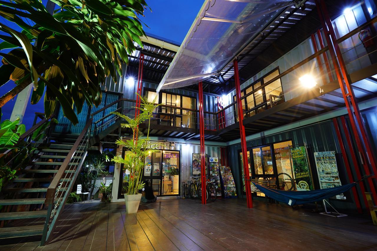 At Box Hostel Chiang Mai Eksteriør billede