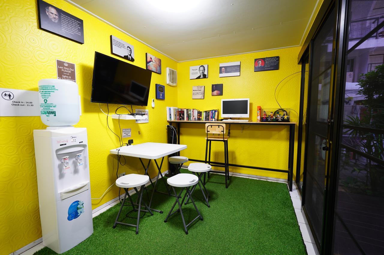 At Box Hostel Chiang Mai Eksteriør billede