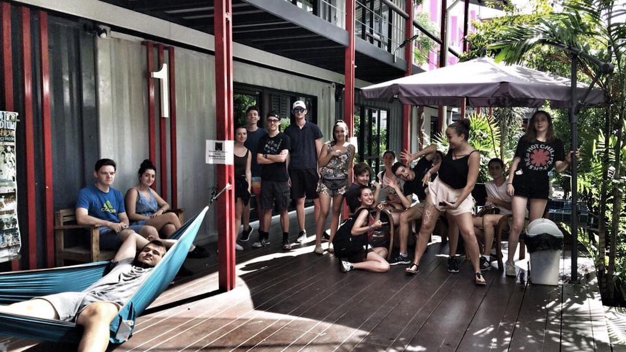 At Box Hostel Chiang Mai Eksteriør billede